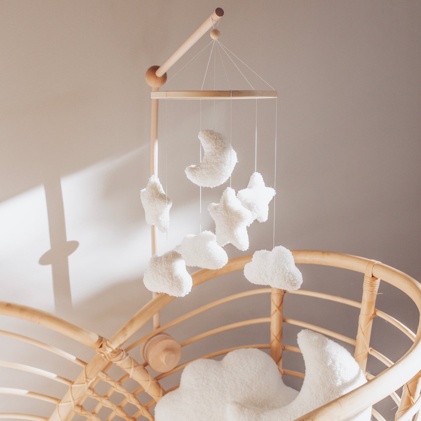 Cot Arm